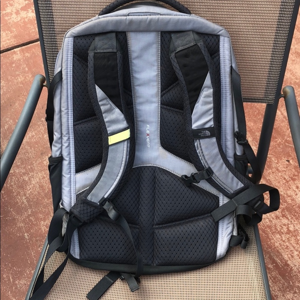 NorthFace Recon Backpack - Picture 6 of 11
